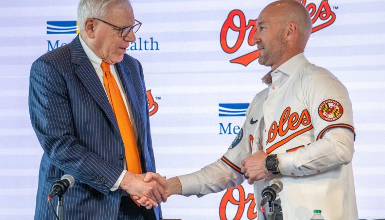 Orioles Albernaz Baseball