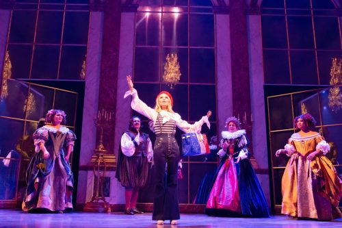 Theater Review - The Queen of Versailles