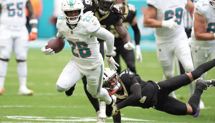 Saints Dolphins Football