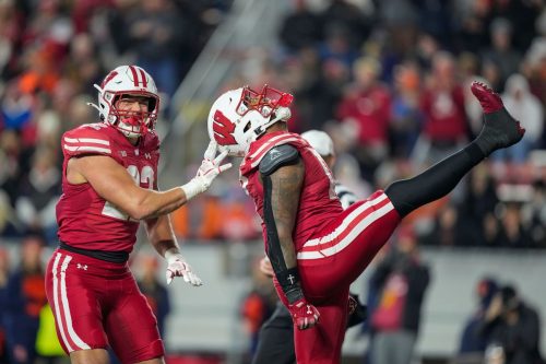 Illinois Wisconsin Football