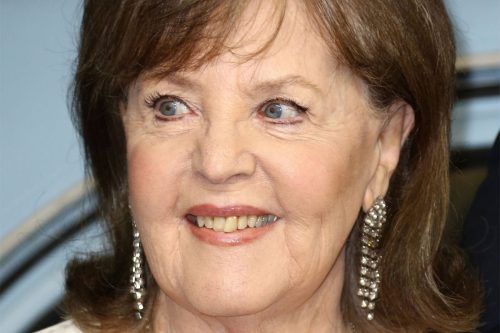 Obit Pauline Collins