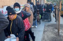 CORRECTION US-Government Shutdown-Food Lines