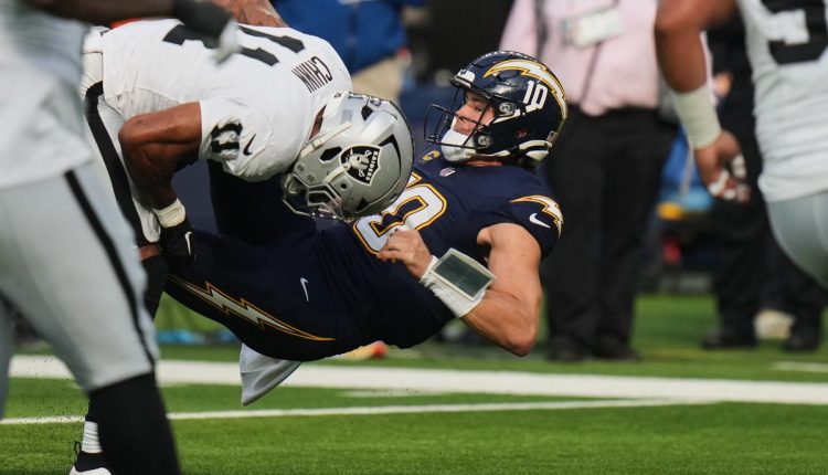 Raiders Chargers Football