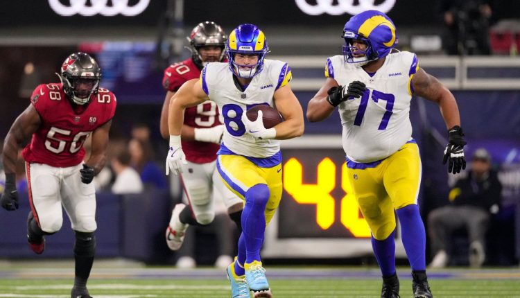 Buccaneers Rams Football