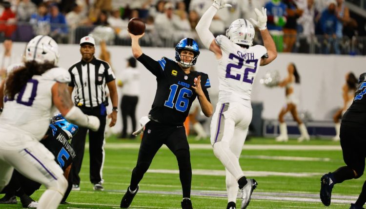 Lions Vikings Football