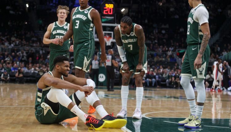 Pistons Bucks Basketball