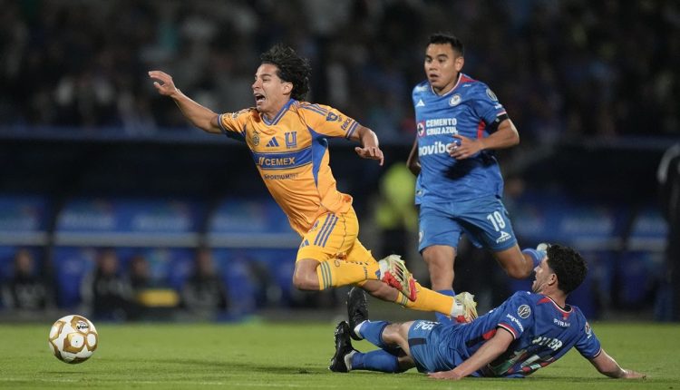 APTOPIX Mexico Soccer