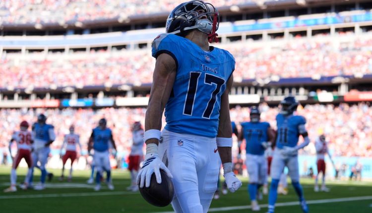 APTOPIX Chiefs Titans Football