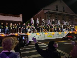 Parade Crowds Celebrate Sonora Wildcat Football State Championship