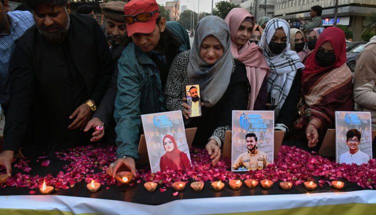 Pakistan Shopping Plaza Fire