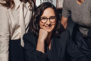 Media CBS News Weiss