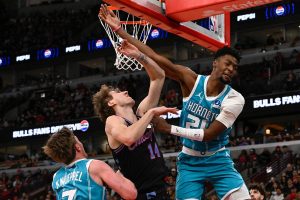 Hornets Bulls Basketball