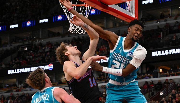 Hornets Bulls Basketball