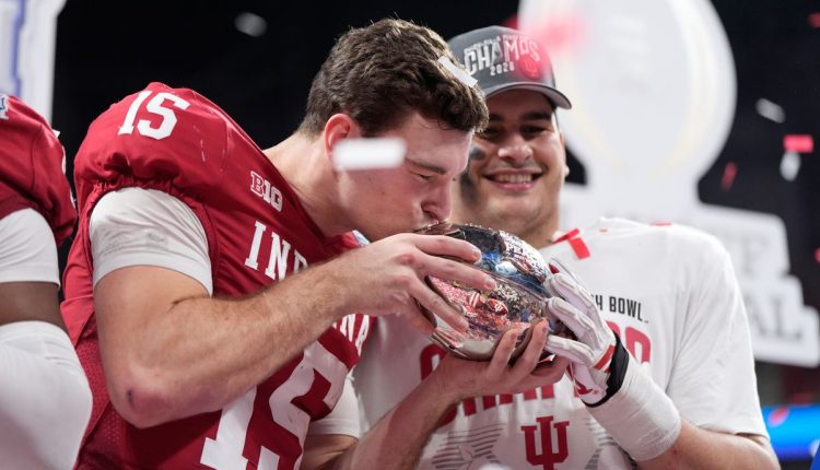 APTOPIX CFP Peach Bowl Football