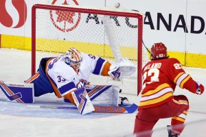 Islanders Flames Hockey