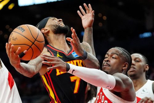 Hawks Raptors Basketball