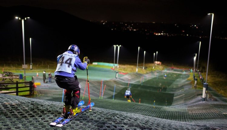 OLY SKI Ryding's Plastic Slope Skiing