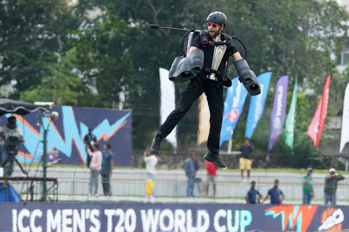 Pakistan bowls first against Netherlands in T20 World Cup opener