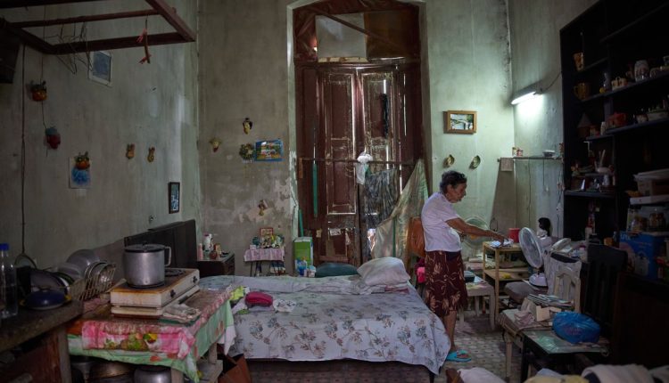 APTOPIX Cuba Seniors