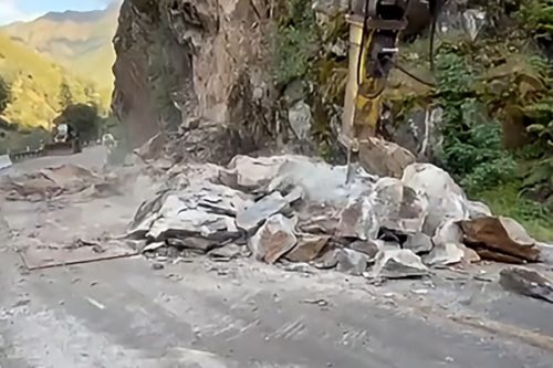 HWY 140 slope work—Caltrans photo
