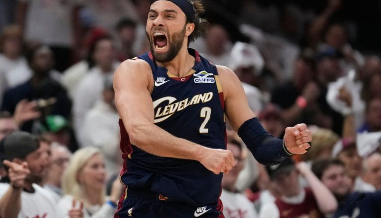 APTOPIX Pistons Cavaliers Basketball