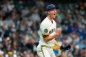 Padres Brewers Baseball