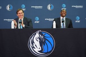 Mavericks Ujiri Basketball