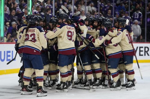 PWHL Frost Victoire Hockey