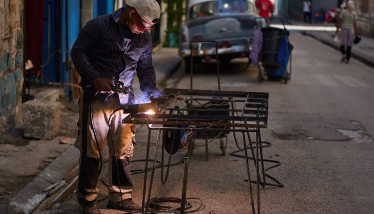 Daily life around the world, in photos