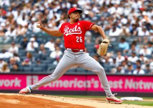 Reds Yankees Baseball