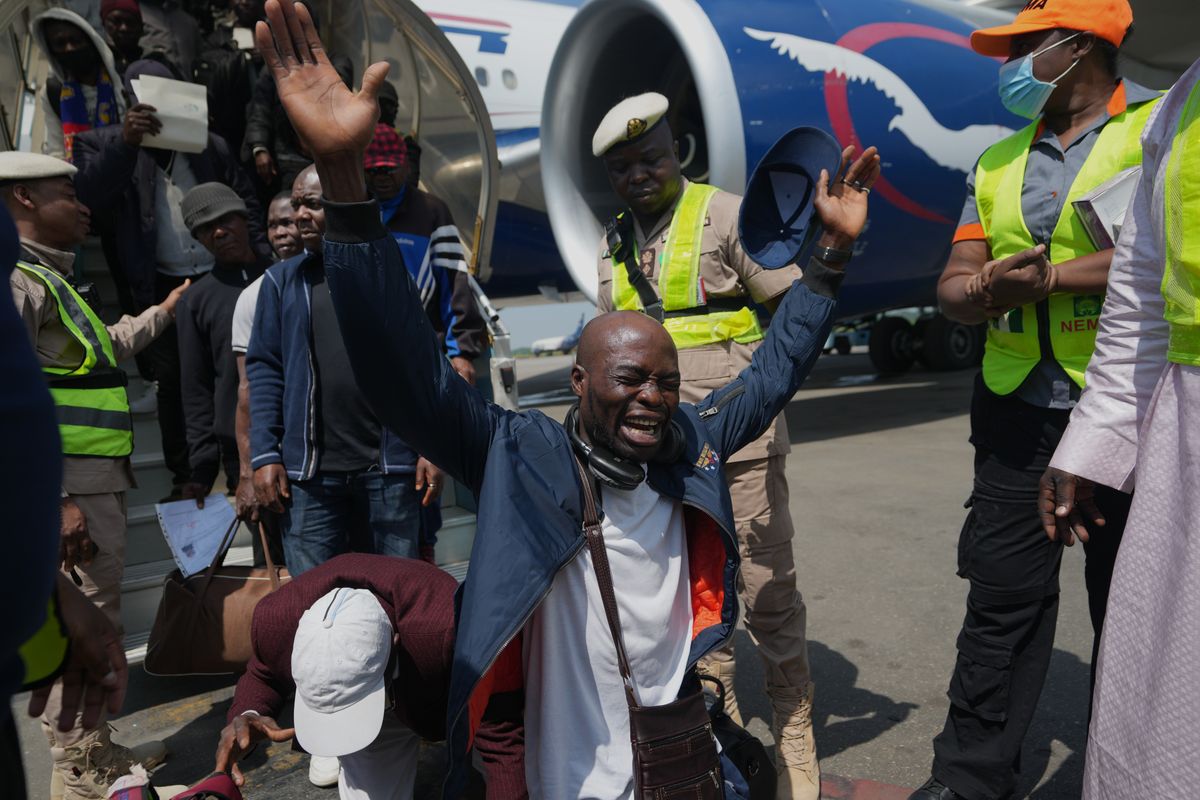 mymotherlode.com - AP News - Nigerian migrants returning from South Africa face the same economic issues they left behind