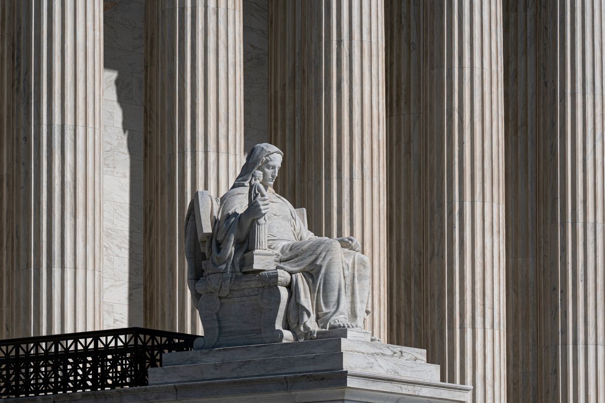 mymotherlode.com - AP News - Supreme Court sides with Trump administration on federal regulation of telecom companies