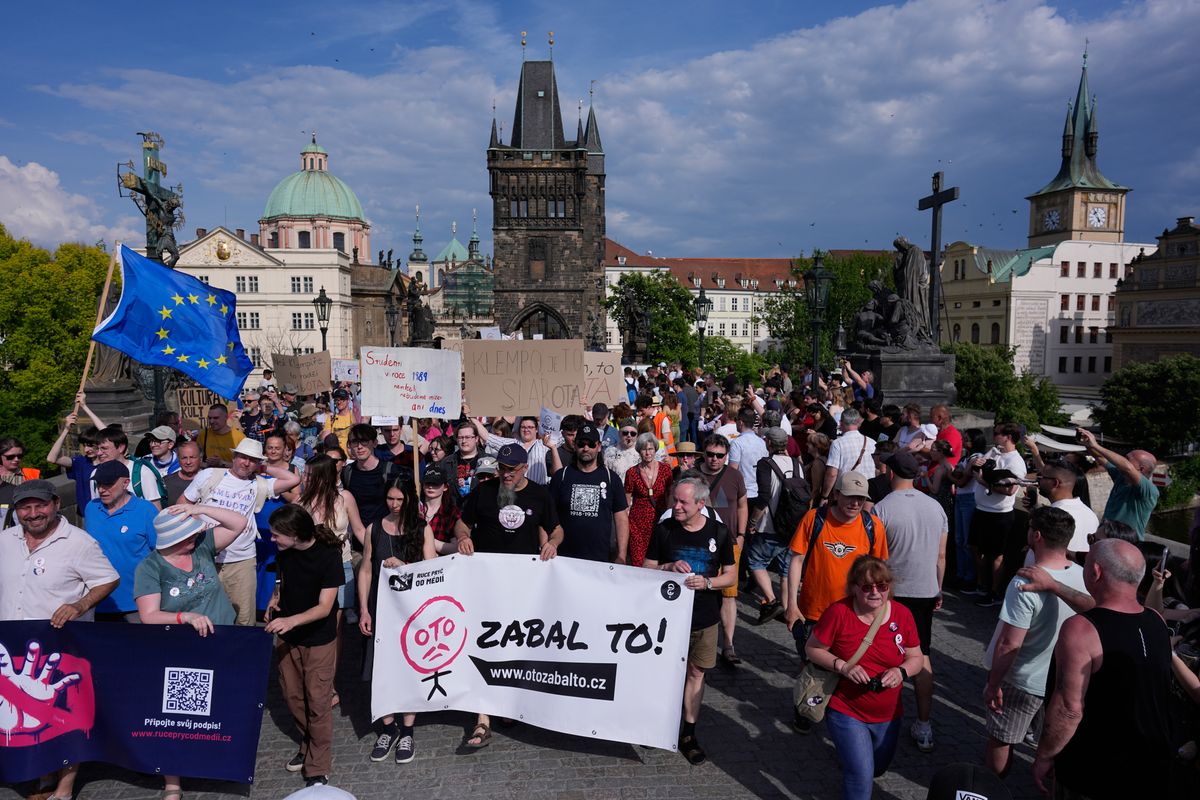 mymotherlode.com - AP News - Thousands of Czechs rally against a government plan to overhaul the funding of public broadcasters