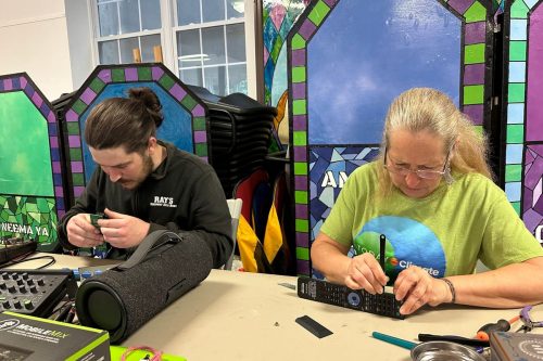 Be Well Repair Cafes