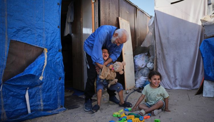 Gaza's Orphans Photo Essay
