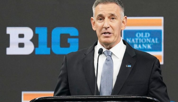 Big Ten Petitti Football