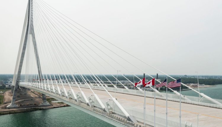 Canada Detroit Bridge