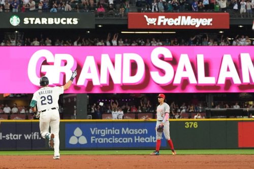 Reds Mariners Baseball