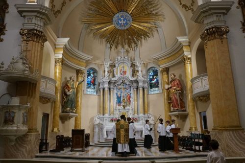 Latin Mass-US