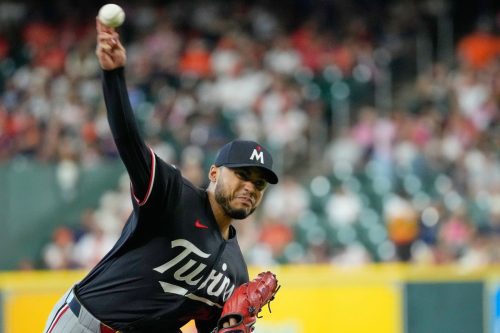 Twins Astros Baseball