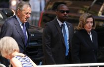 Clive Davis Funeral