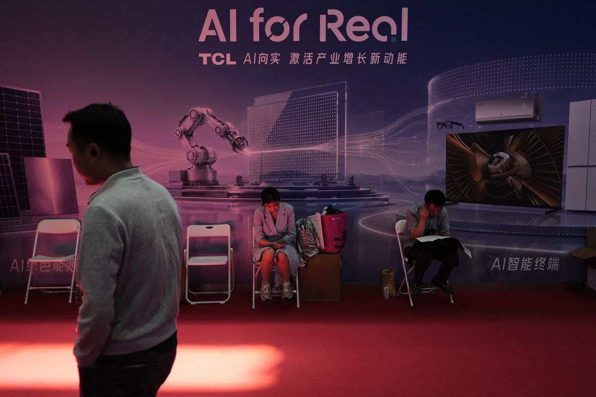China's Job Market Reshaped by AI, Workers Express Concerns
