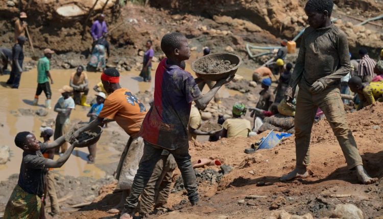 APTOPIX Congo Ebola Mining