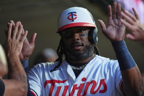 Braves Twins Baseball