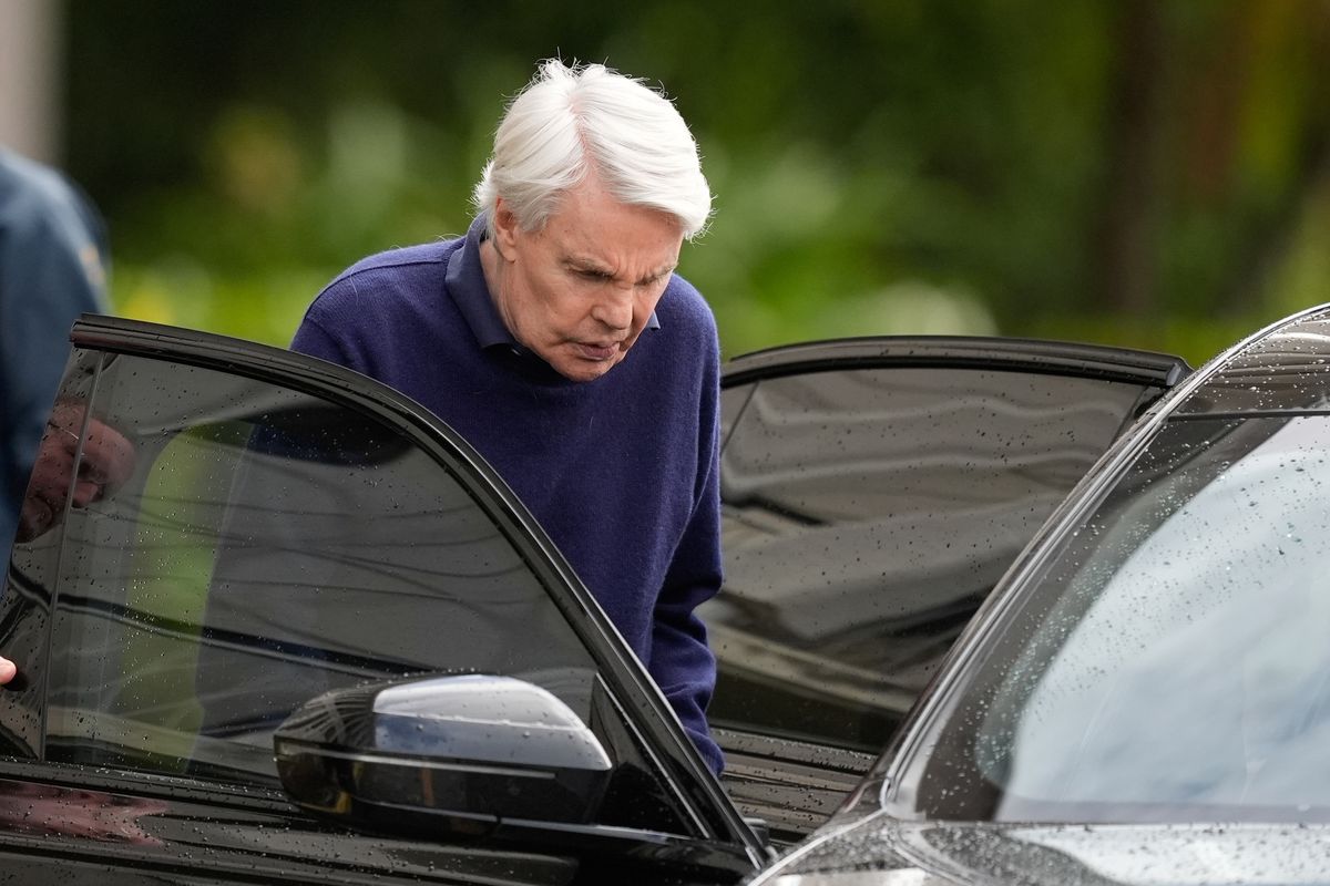 mymotherlode.com - AP News - Ex-Abercrombie & Fitch CEO is mentally fit for sex trafficking trial, judge says