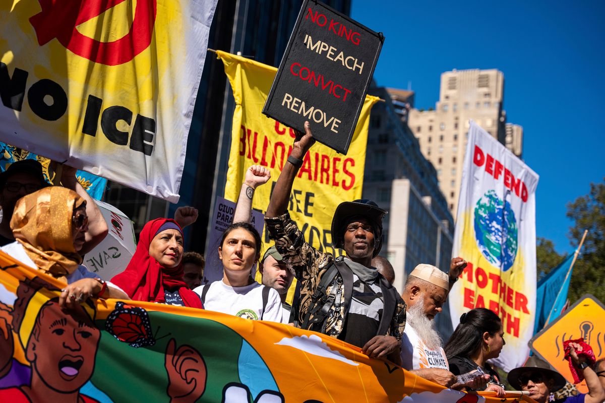 Democrats Downplay Climate Change as Election Issue