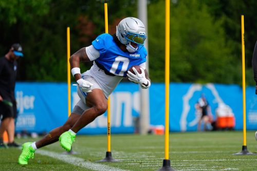 Lions Camp Football