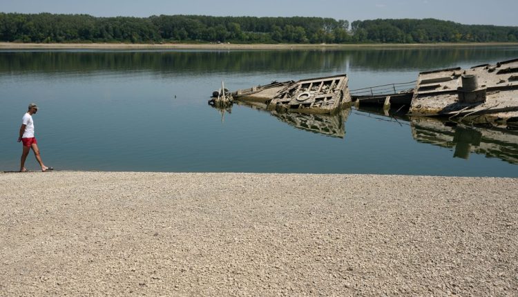 APTOPIX Serbia Danube Sunken Boats