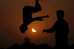 Be Well One Tech Tip Eclipse Photos