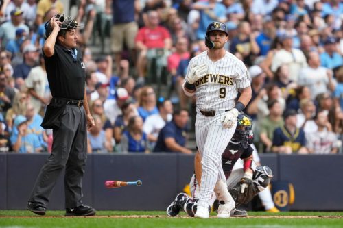 Braves Brewers Baseball